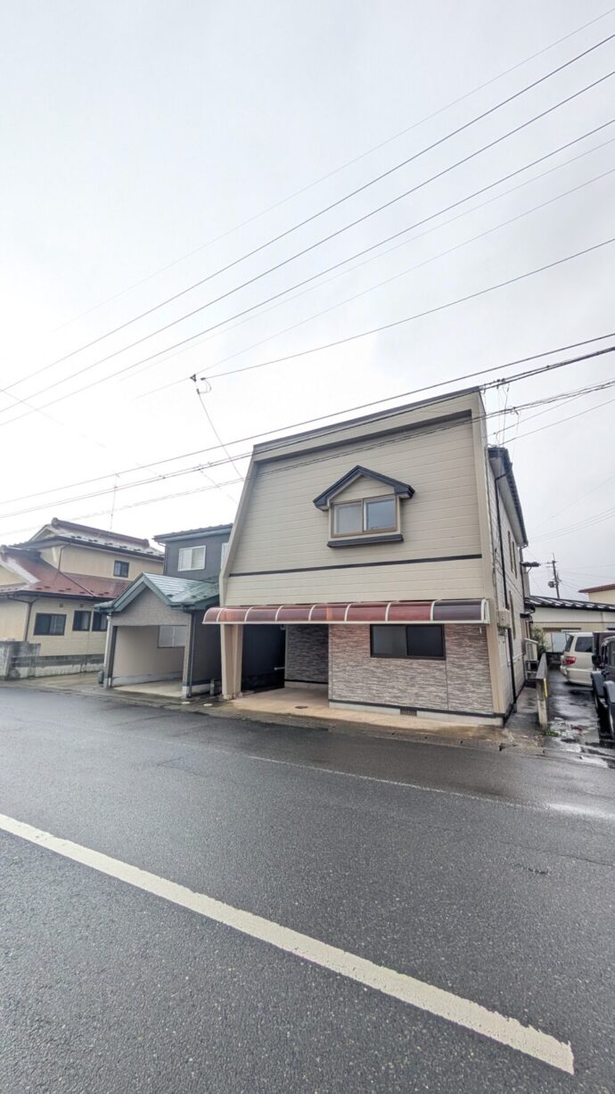 奥州市水沢東大通り3丁目【5LDK中古住宅が798万円!】