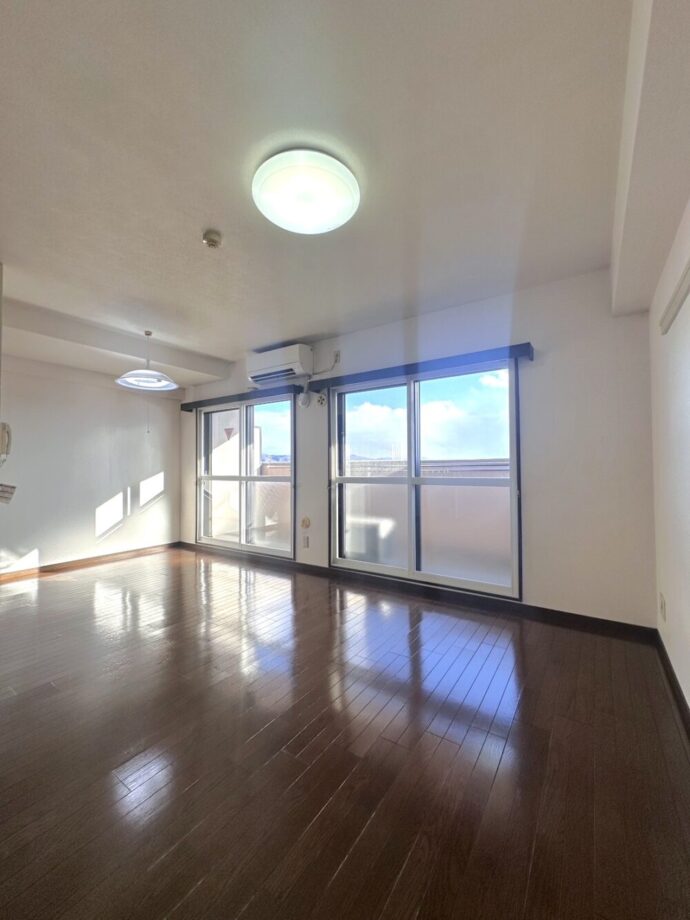 ■Mシティ盛南大橋703号室