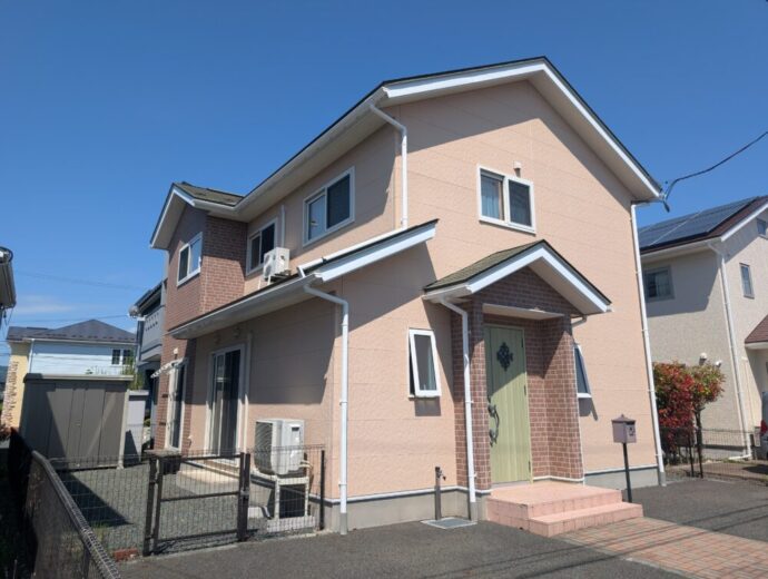 ■長橋町　駐車並列３台可能・築浅4LDK