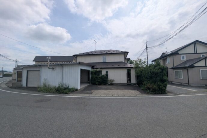 ■盛岡市東見前9地割【北洲施工・ガレージ付き物件！】